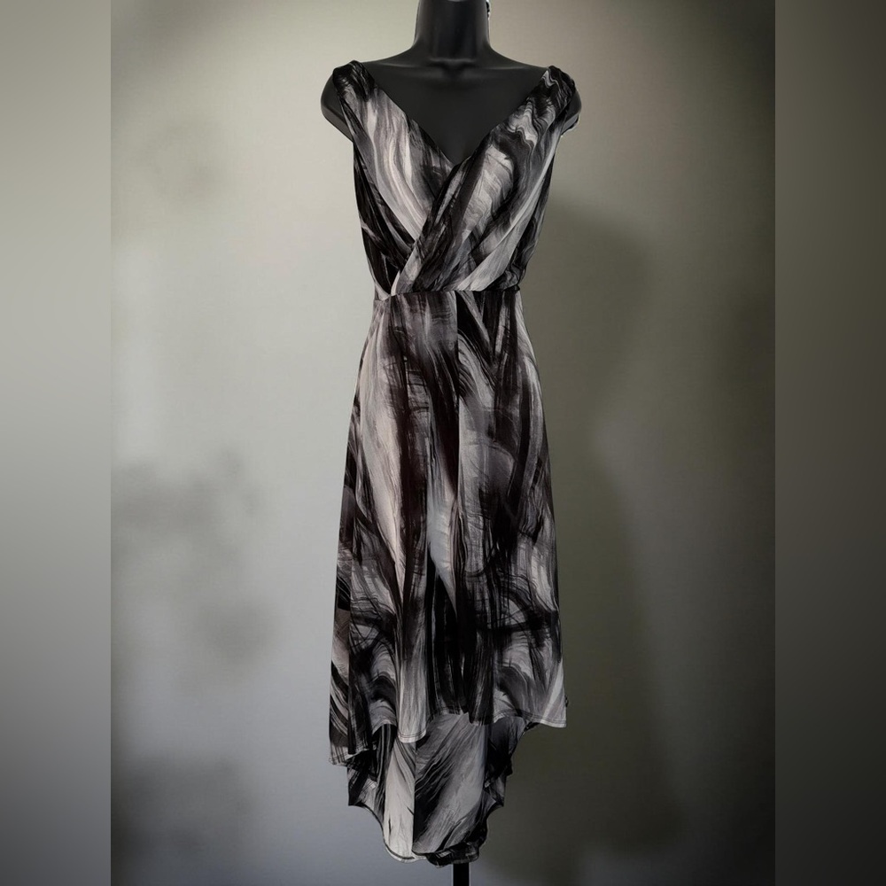 Simply Vera High Low Dress - Picture 3 of 3